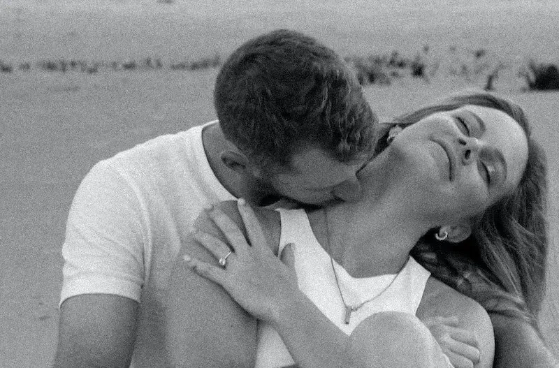 Graduation Gift Message for Your Partner: What to Write When This New Chapter Makes Love Feel Even More Possible