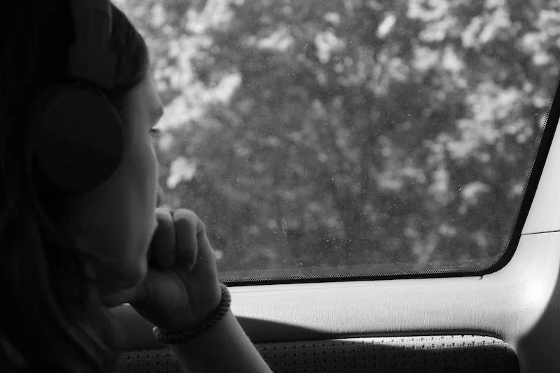 Graduation Gift Message for Someone Healing From Family Silence: What to Write When Their Success Carries a Whole Untold Story