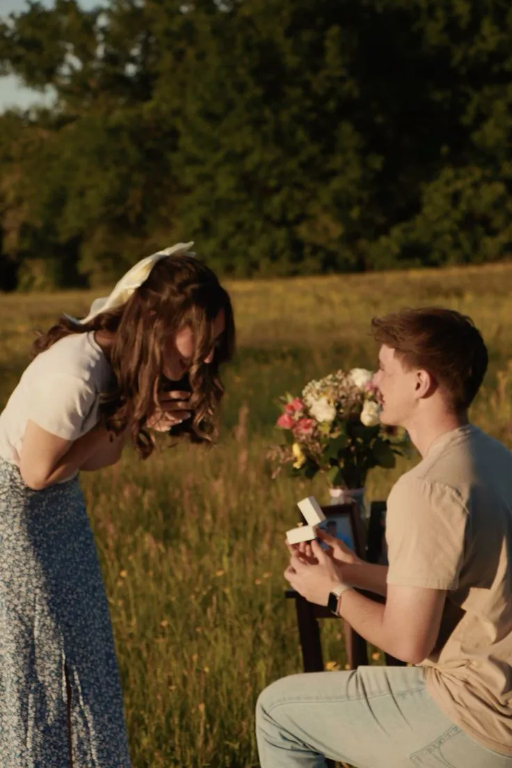 Wedding Gift Message Ideas for the Moment a Proposal Turns Into a Promise